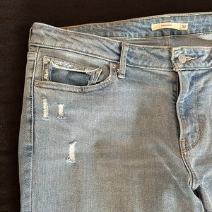 light wash skinny jeans | Levi’s